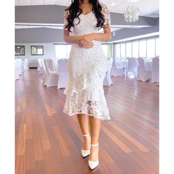 Lulus Briarwood Vintage Inspired Lace Ruffled Midi Bodycon Dress w/V-Neck - XS - Picture 6 of 7